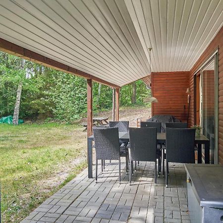 Three-Bedroom Holiday Home In Ronne 4 外观 照片