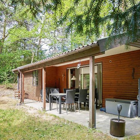 Three-Bedroom Holiday Home In Ronne 4 外观 照片