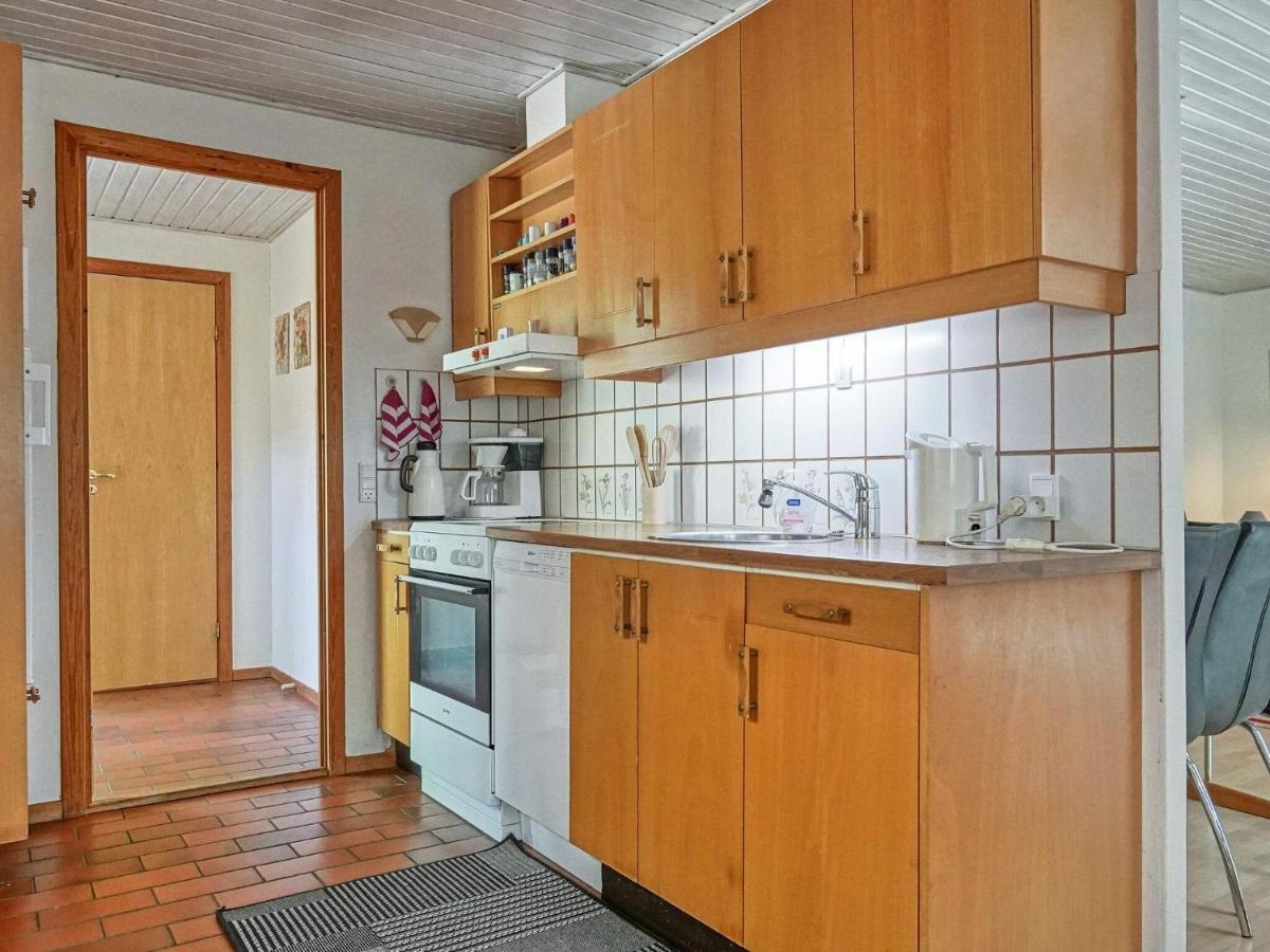 Three-Bedroom Holiday Home In Ronne 4 外观 照片
